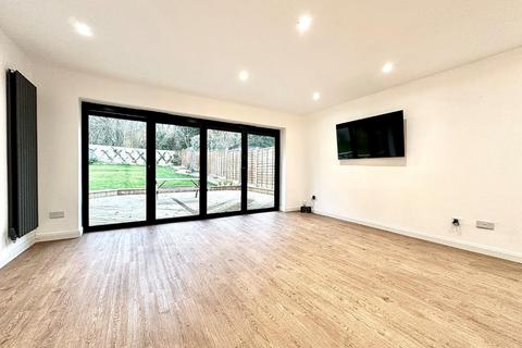 4 bedroom detached bungalow for sale, Ravens Croft, East Hunsbury, Northampton NN4