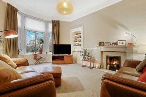 undefined, Sannox Gardens, Dennistoun, G31 3HZ