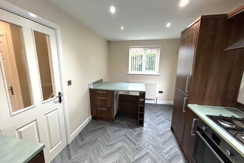 undefined, Whitechapel Road, Cleckheaton, BD19