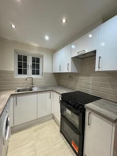 1 bedroom house to rent, Newcombe Rise, West Drayton, UB7 8QE