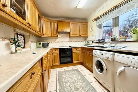 undefined, Brompton Close, Bramingham, Luton, Bedfordshire, LU3 3QU