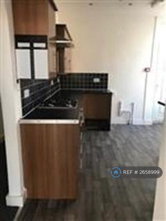 1 bedroom flat to rent, Clarendon Road West, Morecambe, LA3