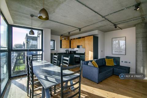 undefined, Queensbridge Road, London, E2