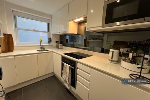 1 bedroom flat to rent, Lancaster Gate, London, W2