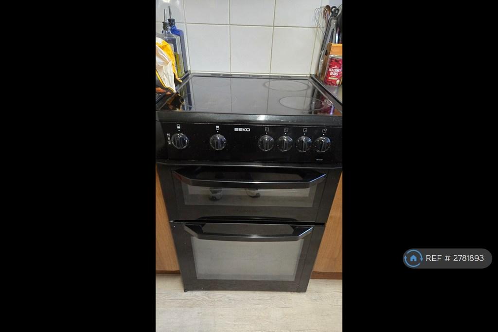 Oven