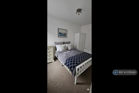 undefined, West Wycombe Road, High Wycombe, HP12