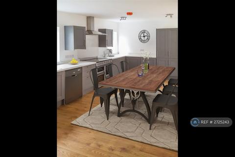 undefined, West Wycombe Road, High Wycombe, HP12