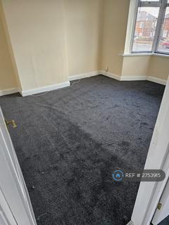 2 bedroom flat to rent, Brookland Terrace, North Shields, NE29
