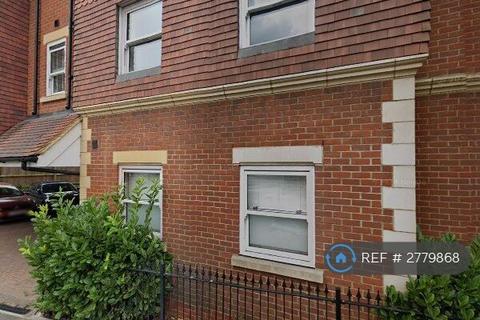 undefined, Manor Grove, Tonbridge, TN10
