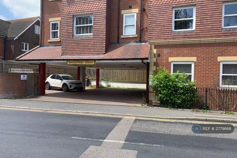 undefined, Manor Grove, Tonbridge, TN10