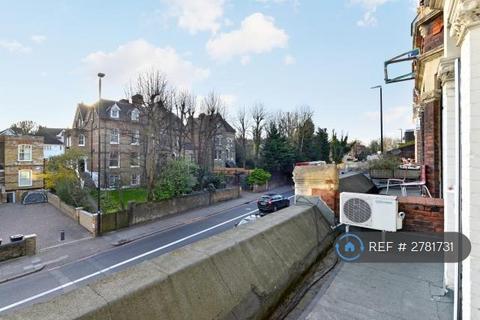 1 bedroom flat to rent, Archway Road, London, N6