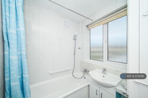 3 bedroom semi-detached house to rent, Streatfield Road, Harrow, HA3