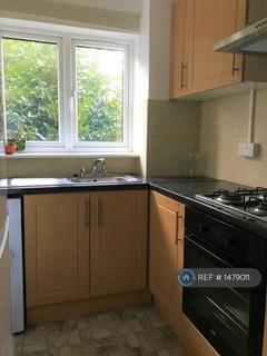1 bedroom flat to rent, Burbage House, London, SE14
