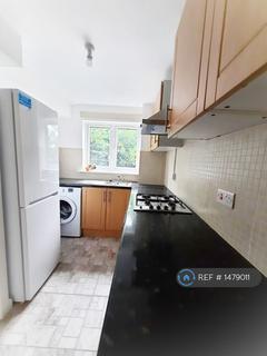 1 bedroom flat to rent, Burbage House, London, SE14