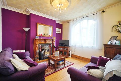 3 bedroom semi-detached house for sale, Rolleston Road, Burton-on-trent, DE13