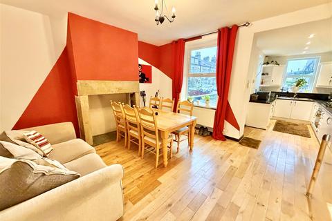 3 bedroom terraced house for sale, 19, Savile Park St, Halifax