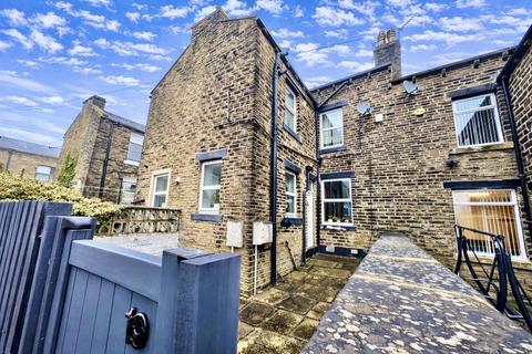3 bedroom terraced house for sale, 19, Savile Park St, Halifax