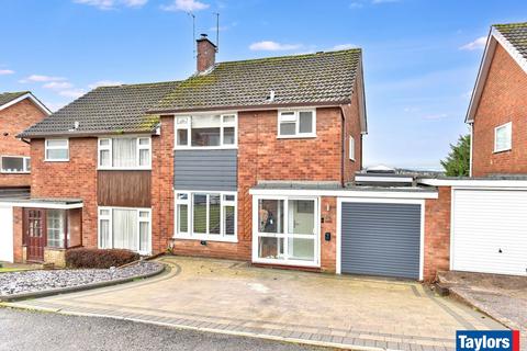 3 bedroom semi-detached house for sale, Maidstone Drive, Stourbridge DY8