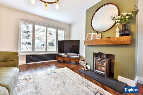 3 bedroom semi-detached house for sale, Maidstone Drive, Stourbridge DY8
