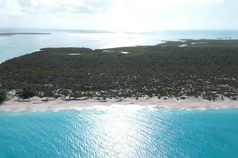 House, Beachfront Land, Water Cay, Turks and Caicos