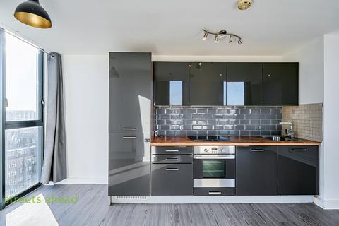 2 bedroom apartment to rent, Masons Avenue, Croydon, CR0