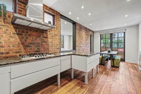 3 bedroom detached house to rent, Goldhurst Terrace, South Hampstead, London NW6