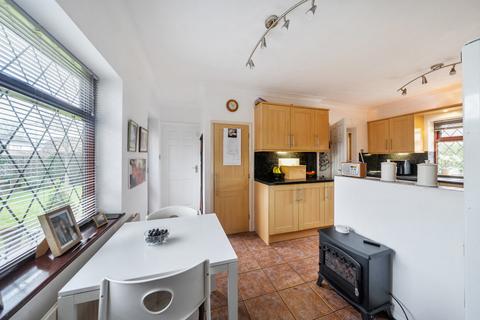 undefined, Lockhart Close, Bedfordshire LU6