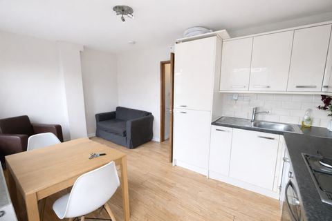 1 bedroom flat to rent, London N4