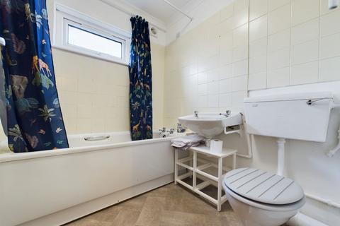 2 bedroom flat for sale, Sherborne Close, Hereford, HR2