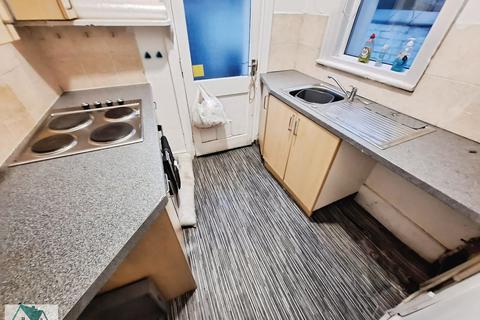 2 bedroom terraced house for sale, Trentham Road, Wallasey