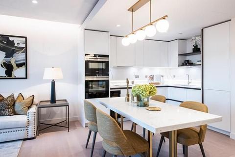 2 bedroom apartment to rent, London W2