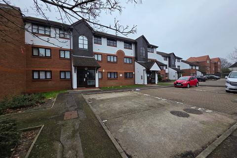 2 bedroom maisonette to rent, St. Pauls Rise, London