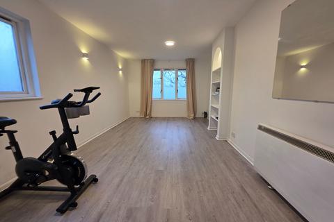 2 bedroom maisonette to rent, St. Pauls Rise, London