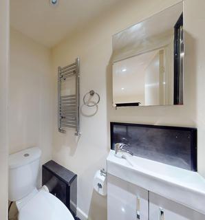 Studio to rent, Saint Pauls Avenue