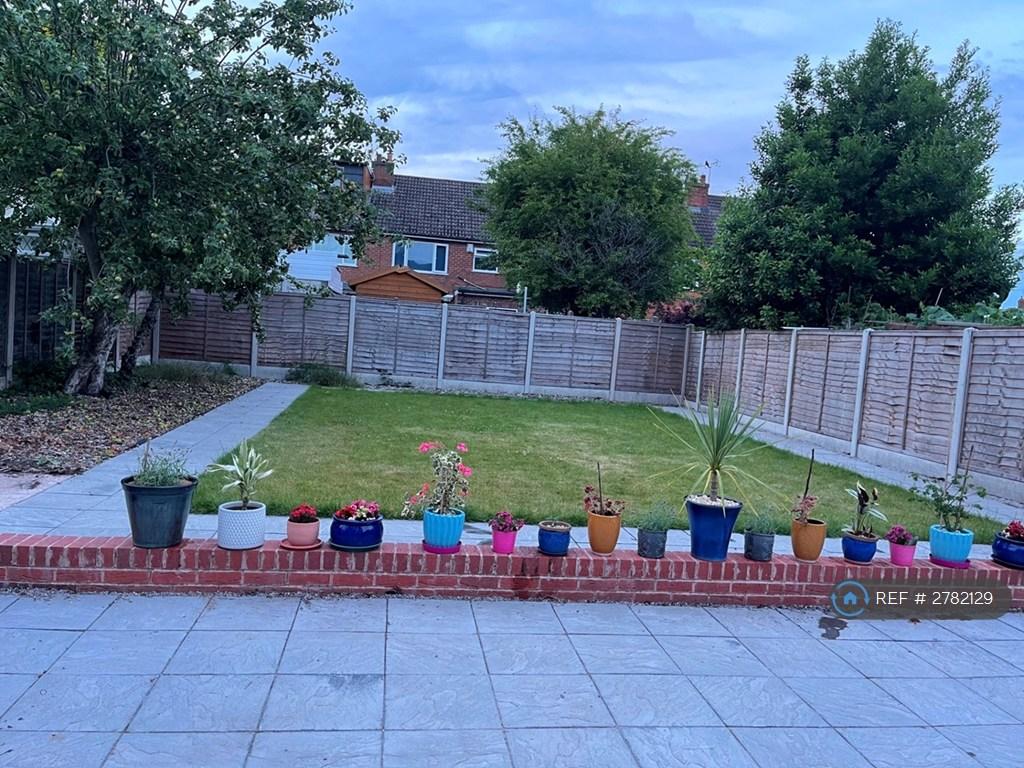 Garden Communal