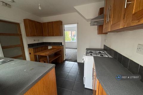 3 bedroom semi-detached house to rent, Wanlip Lane, Birstall, Leicester, LE4
