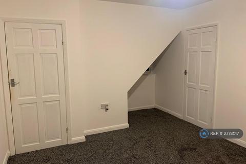3 bedroom semi-detached house to rent, Wanlip Lane, Birstall, Leicester, LE4