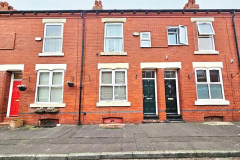 3 bedroom terraced house to rent, Osborne Street, Salford, Greater Manchester, M6