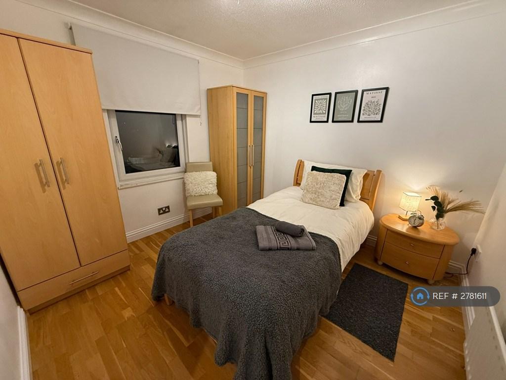 Room 5