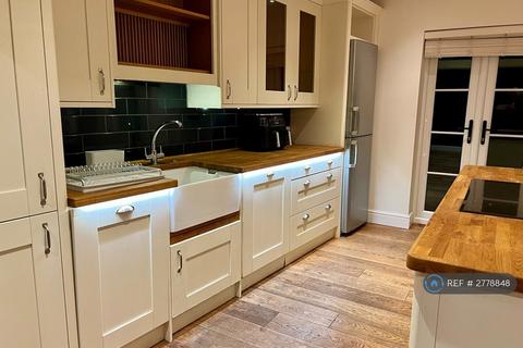 undefined, Cliveden Road, Maidenhead, SL6