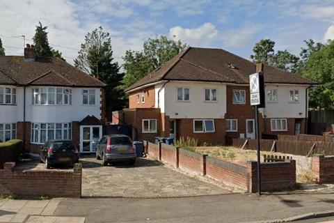 undefined, Village Way, Pinner