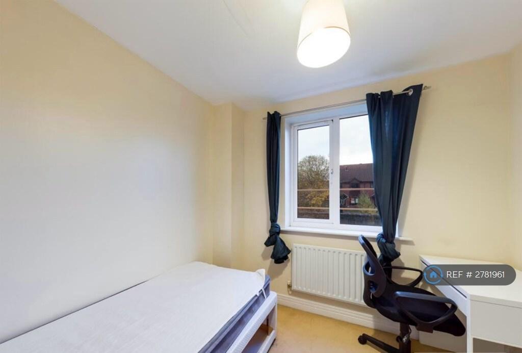 Single Bedroom