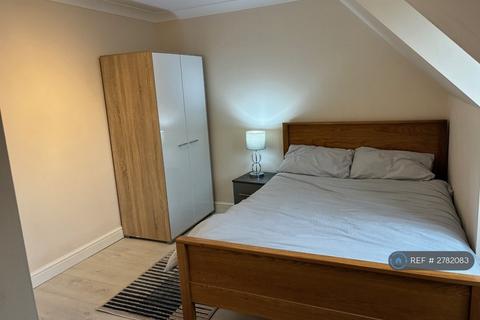 1 bedroom in a house share to rent, Squires Court, Eaton Socon, St. Neots, PE19