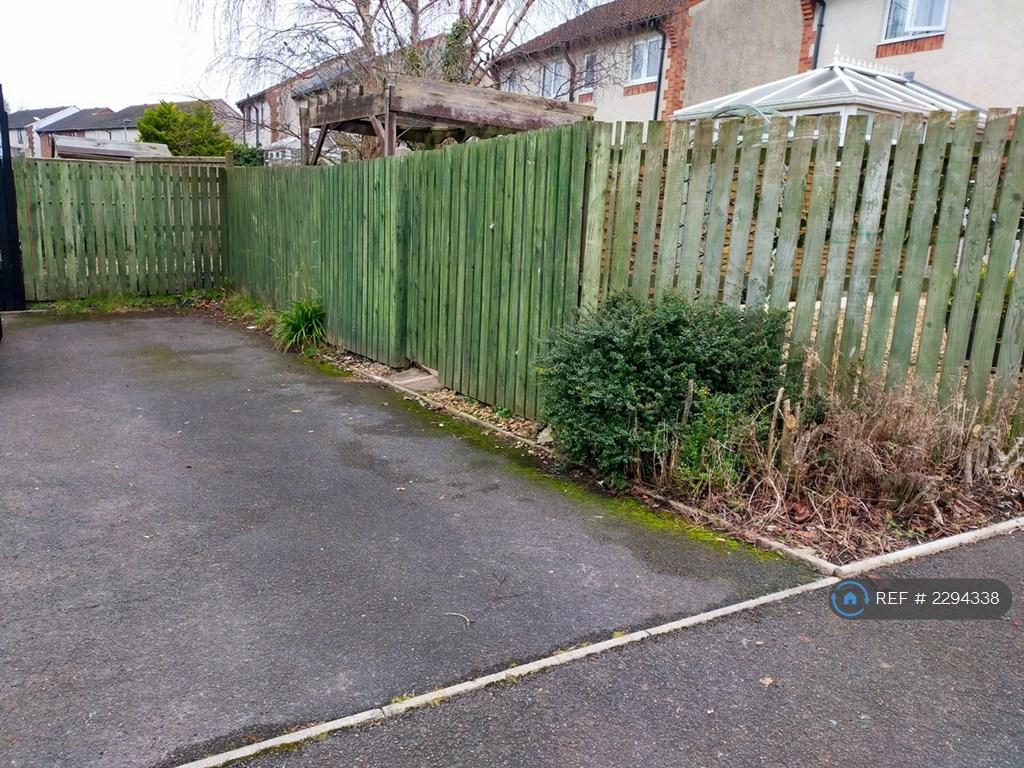 Rear Parking For 2 Cars