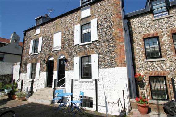 Union Square Broadstairs 2 Bed Cottage 675 Pcm 156 Pw
