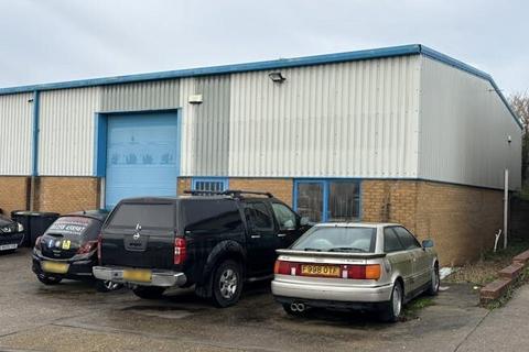 Warehouse to rent, Uplands Way Blandford Forum DT11 7UZ