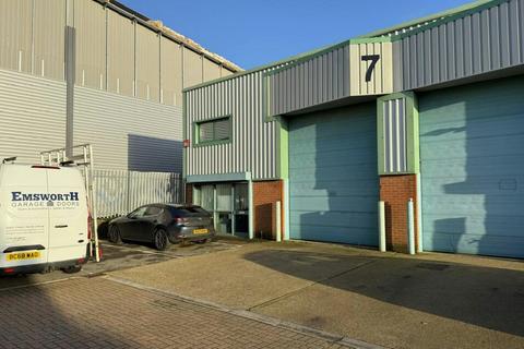 Warehouse to rent, 7 Downley Rd Havant PO9 2NJ