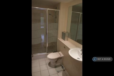 2 bedroom flat to rent, Rotherhithe Street, London, SE16