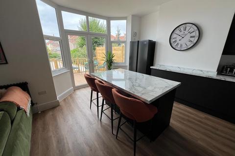 undefined, Staple Hill Road, Fishponds BS16