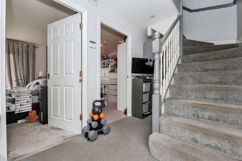 undefined, Fleming Road, Grays, RM16